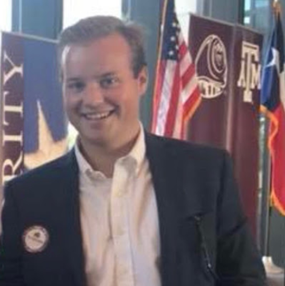 Meet your Posher, Austin